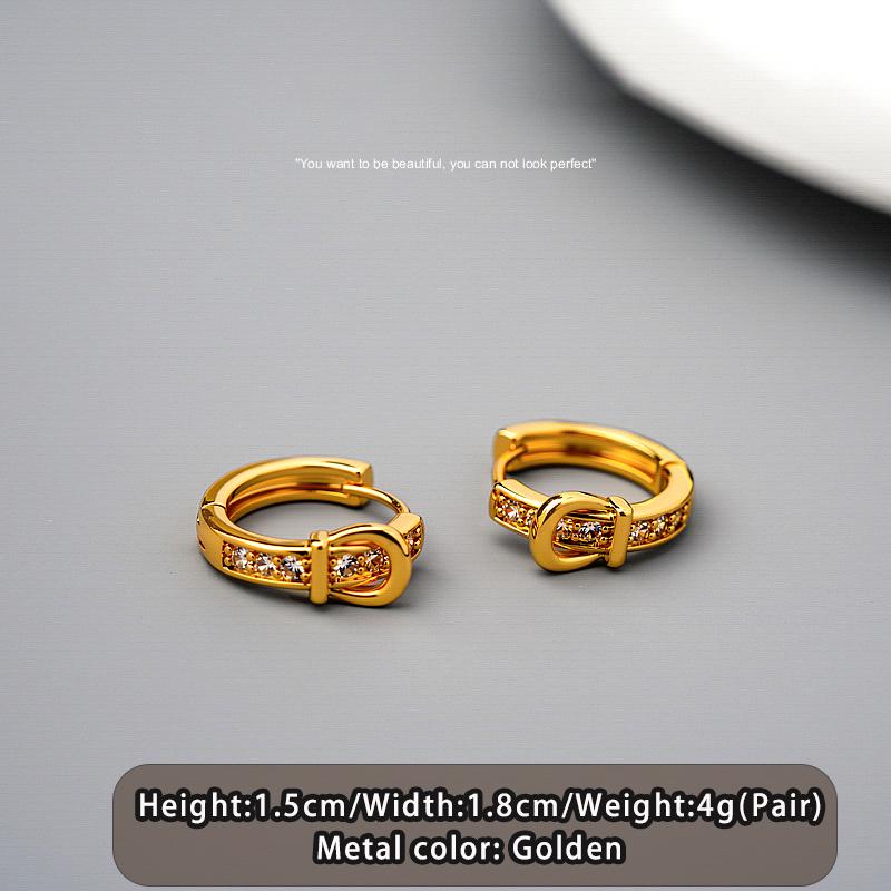 Design sense Belt Buckle Shape Micro Inlaid Zircon Gold Color Earrings Ear Buckle 2026 New Jewelry For Women s Trendy Accessory
Design sense Belt Buckle Shape Micro Inlaid Zircon Gold Color Earrings Ear Buckle 2026 New Jewelry For Women s Trendy Accessory