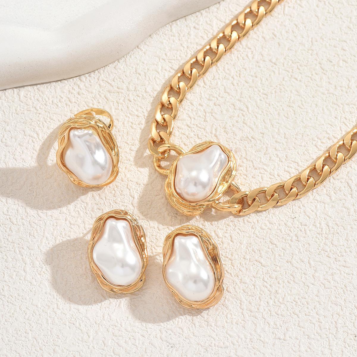 Женский набор ожерелий Геометрический Инкрустированный Дизайн из Неправильного Жемчуга Браслет Универсальные Серьги Ювелирные Изделия для Женщин XL5403
Женский набор ожерелий Геометрический Инкрустированный Дизайн из Неправильного Жемчуга Браслет Универсальные Серьги Ювелирные Изделия для Женщин XL5403