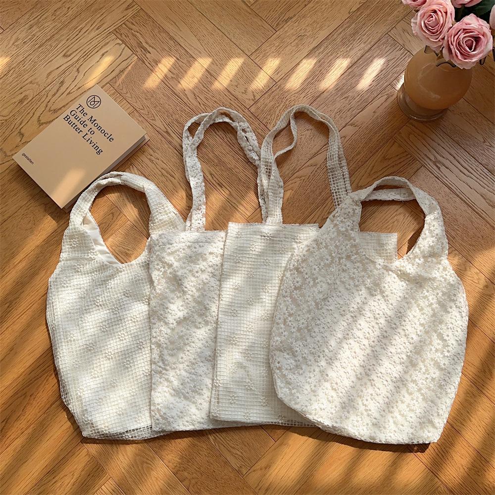 Mesh Flower Shoulder Bag Large Capacity Underarm Bag Spring Summer Fairy Bag Student Canvas Bag
Mesh Flower Shoulder Bag Large Capacity Underarm Bag Spring Summer Fairy Bag Student Canvas Bag