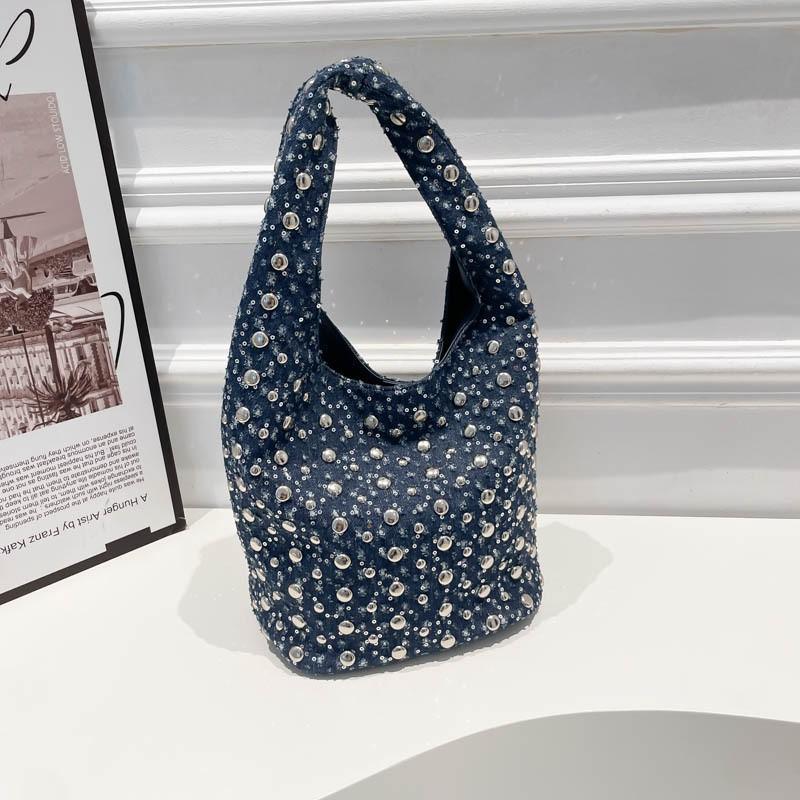 Internet Celebrity Popular Dot Rivet Shoulder Bag Super Hot Commuter Denim All-match Motorcycle Underarm Tote Women 26x23x17cm
Internet Celebrity Popular Dot Rivet Shoulder Bag Super Hot Commuter Denim All-match Motorcycle Underarm Tote Women 26x23x17cm