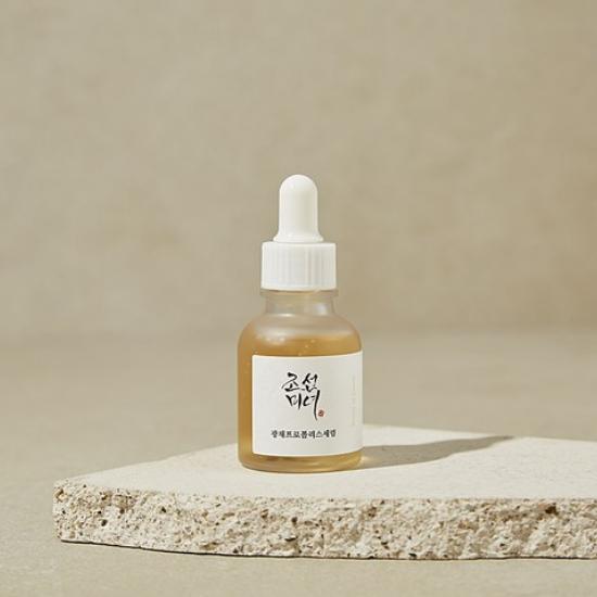 Beauty of Joseon Glow Serum: Propolis + Niacinamide 30 ml 30ml
Beauty of Joseon Glow Serum: Propolis + Niacinamide 30 ml 30ml