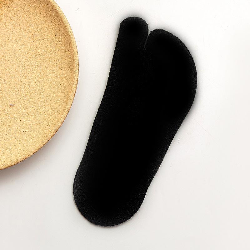 Women s Summer Cotton Two-Toe Invisible Socks - Candy Color Split Toe Design
Women s Summer Cotton Two-Toe Invisible Socks - Candy Color Split Toe Design