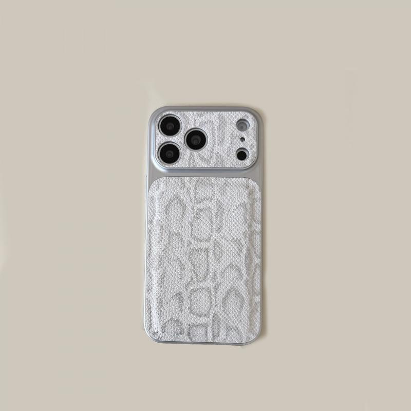 Luxurious Snake Skin Pattern Padded Phone Case with Full Coverage and Drop-proof Protection for iPhone 17 Pro Max. iPhone 14
Luxurious Snake Skin Pattern Padded Phone Case with Full Coverage and Drop-proof Protection for iPhone 17 Pro Max. iPhone 14