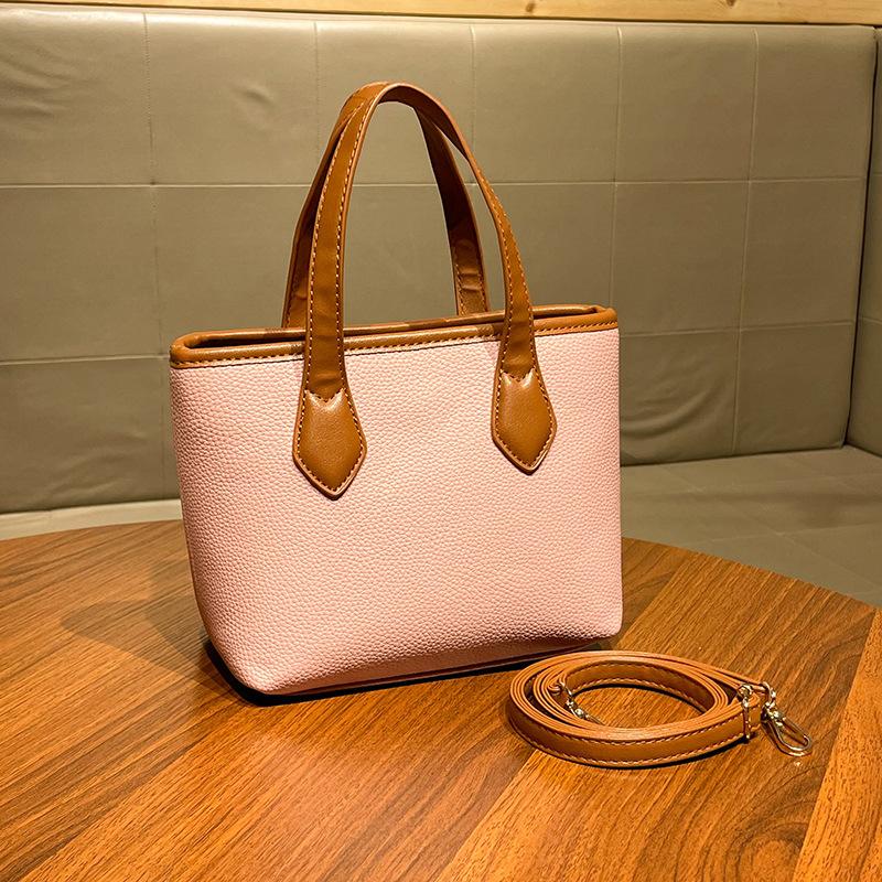 Универсальная ручная сумка-корзина для овощей, одноплечевая сумка-ведро с узором личи, женская сумка через плечо розовый
Универсальная ручная сумка-корзина для овощей, одноплечевая сумка-ведро с узором личи, женская сумка через плечо розовый