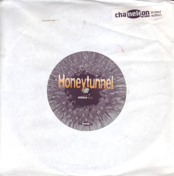 7inch Record UNDER THE HONEYTUNNEL - Solace E.P. LIZS1 Chameleon Recor 1995 Rock Used
7inch Record UNDER THE HONEYTUNNEL - Solace E.P. LIZS1 Chameleon Recor 1995 Rock Used