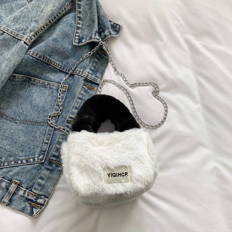 Adorable Mini Korean Style Plush Childrens Handbag Cute Colorful Chain Wallet For Girls
Adorable Mini Korean Style Plush Childrens Handbag Cute Colorful Chain Wallet For Girls