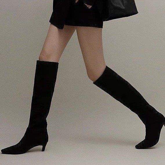 Over-knee boots Women s pointed high-heeled boots Big tube circumference thick leg folds stacking boots High tube foreign fashion boots 40 чорний
Over-knee boots Women s pointed high-heeled boots Big tube circumference thick leg folds stacking boots High tube foreign fashion boots 40 чорний