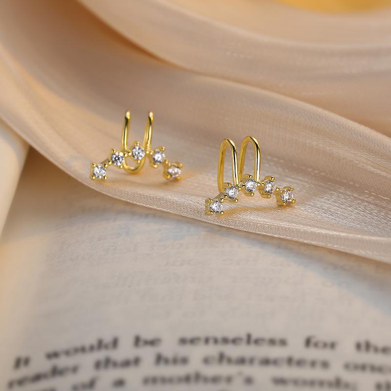 S925 Silver Zircon Ear Clips for Women No Piercing Elegant Minimalist Ear Cuff золотой
S925 Silver Zircon Ear Clips for Women No Piercing Elegant Minimalist Ear Cuff золотой