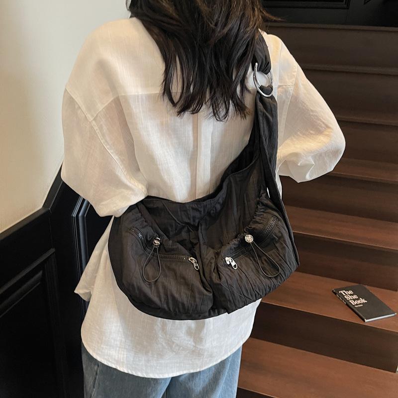 Retro Design Women s Nylon Tote Shoulder Bags Drawstring Pocket Ladies Travel Messenger Bag Large Capacity Female Purse Handbags
Retro Design Women s Nylon Tote Shoulder Bags Drawstring Pocket Ladies Travel Messenger Bag Large Capacity Female Purse Handbags