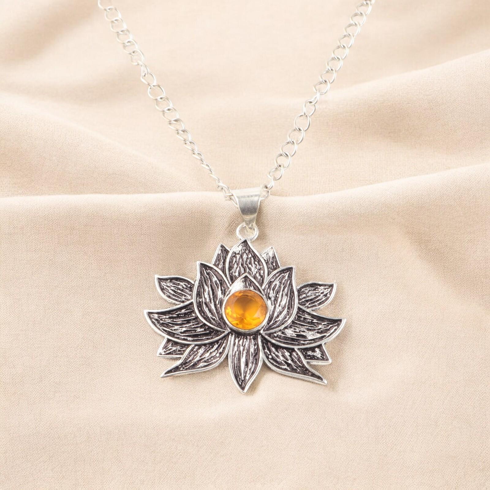 Rare Citrine Gemstone 925 Sterling Silver Jewelry Handcrafted Necklace Pendant CP-23-8
Rare Citrine Gemstone 925 Sterling Silver Jewelry Handcrafted Necklace Pendant CP-23-8