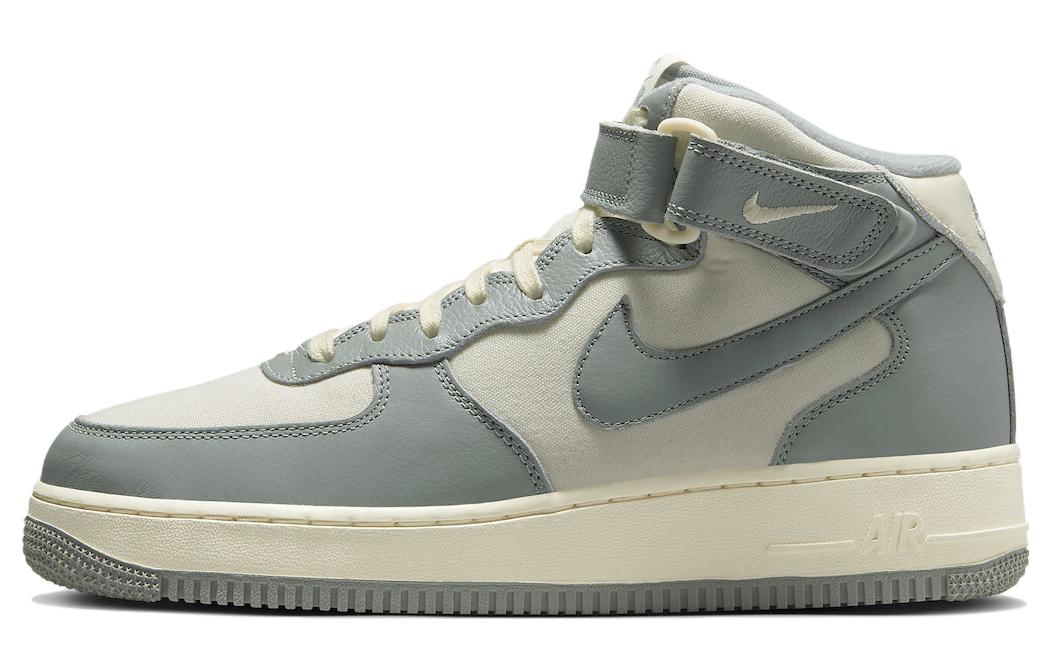 Nike Air Force 1 Mid 07 Lx Nbhd Mica Green FB2036-100 44.5
Nike Air Force 1 Mid 07 Lx Nbhd Mica Green FB2036-100 44.5