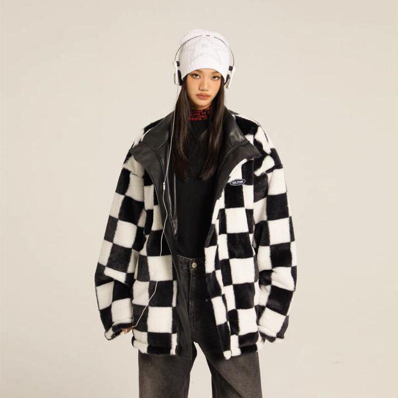 Retro American Checkerboard PU Leather Plush Cotton Jacket - European & American Style L
Retro American Checkerboard PU Leather Plush Cotton Jacket - European & American Style L