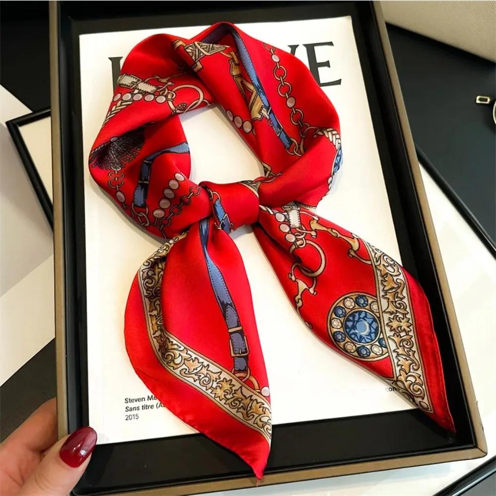 Luxury Chain Print Small Square Scarf Simulated Silk Thin Neck Scarf Fashion Sunscreen Headscarf Women 70x70cm 70x70cm
Luxury Chain Print Small Square Scarf Simulated Silk Thin Neck Scarf Fashion Sunscreen Headscarf Women 70x70cm 70x70cm
