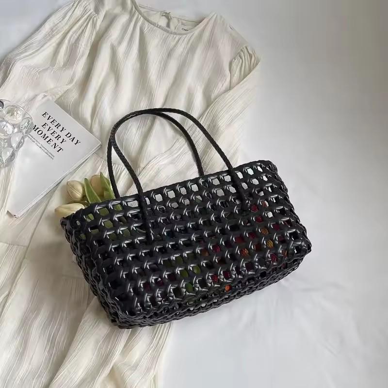 FLYING STARS Brand Fashion Solid Color Woven Women Handbag Women Summer Shoulder Bag Simple Handbag Hand Woven Hollow Beach Bag 28cmX18cmX12cm
FLYING STARS Brand Fashion Solid Color Woven Women Handbag Women Summer Shoulder Bag Simple Handbag Hand Woven Hollow Beach Bag 28cmX18cmX12cm