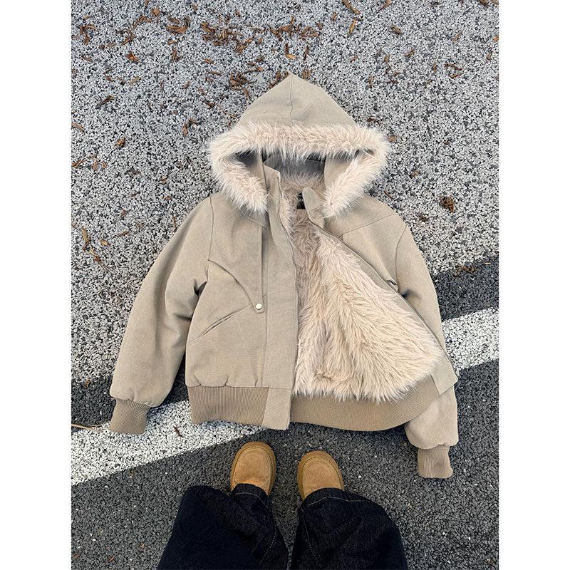 War Horse Mountain Eagle Unisex Winter Cotton Coat with Hood and Fur Collar 2XL (145-180 kg) хакі
War Horse Mountain Eagle Unisex Winter Cotton Coat with Hood and Fur Collar 2XL (145-180 kg) хакі