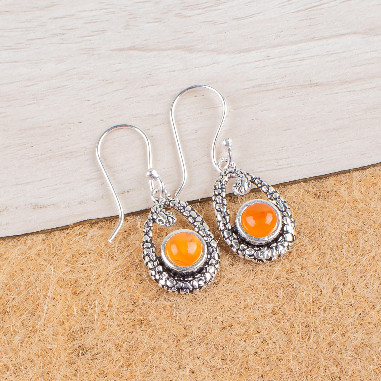 Natural Carnelian Gemstone 925 Sterling Silver Jewelry Statement Earrings 1.38 CE-3-24
Natural Carnelian Gemstone 925 Sterling Silver Jewelry Statement Earrings 1.38 CE-3-24