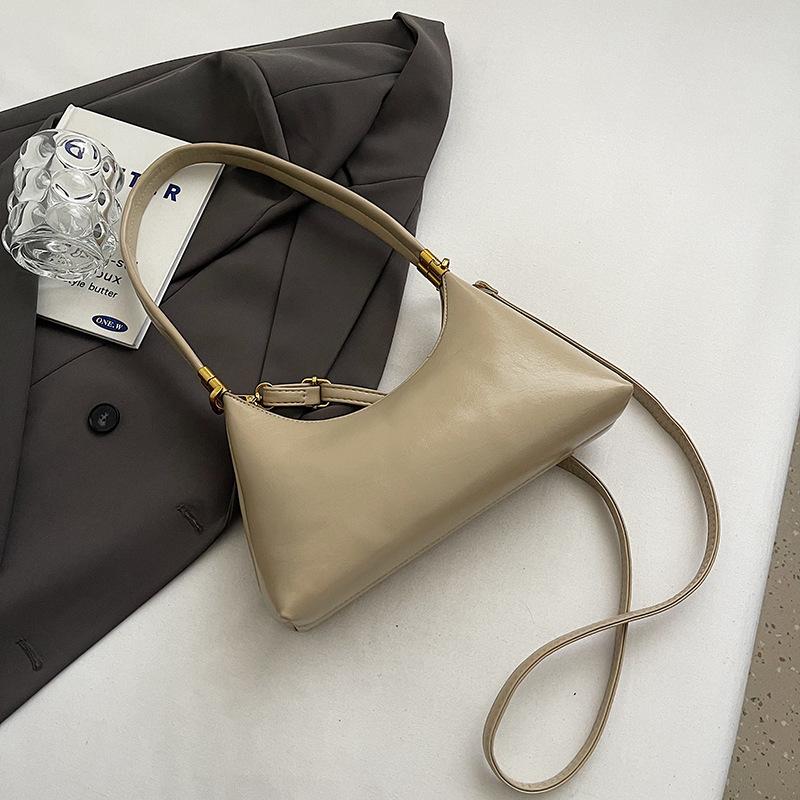 French niche underarm bag women s 2025 new spring and summer fashion shoulder bag high-end sense versatile commuter baguette bag хаки
French niche underarm bag women s 2025 new spring and summer fashion shoulder bag high-end sense versatile commuter baguette bag хаки