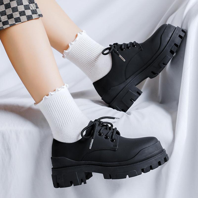 Small man, muffin sole, big head height increase, black small leather shoes, Japanese casual versatile low-top Martin boots 5658-R 36 чёрный
Small man, muffin sole, big head height increase, black small leather shoes, Japanese casual versatile low-top Martin boots 5658-R 36 чёрный
