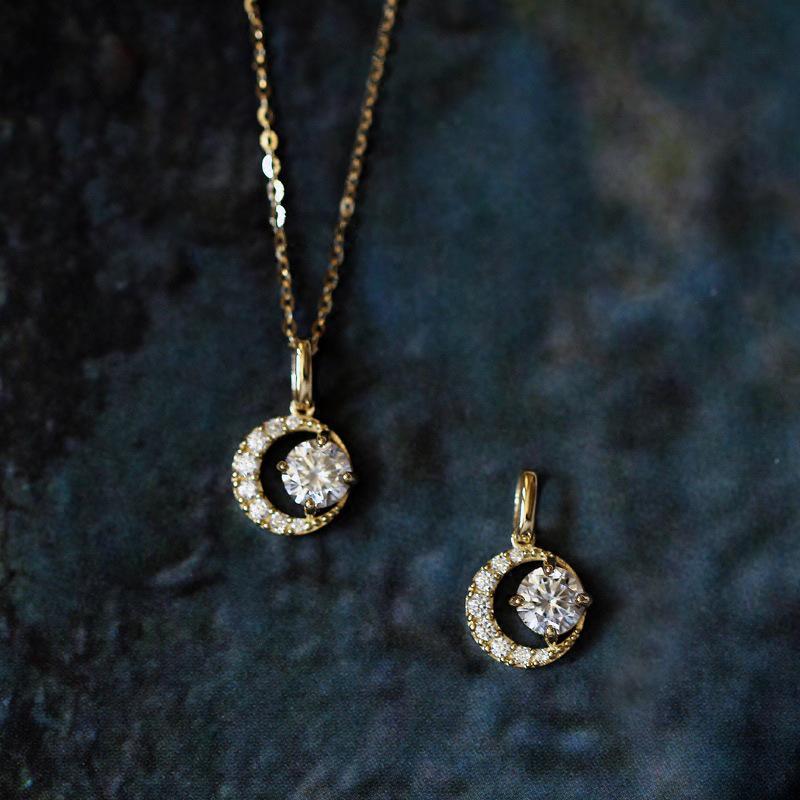 Gold-Plated Moon Pendant S925 Sterling Silver Necklace - Elegant Design for Women 925 Silver
Gold-Plated Moon Pendant S925 Sterling Silver Necklace - Elegant Design for Women 925 Silver