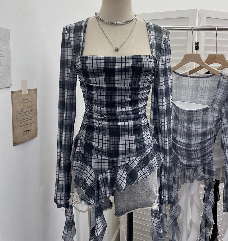 Slim Fit Plaid Mesh Square Neck Long-Sleeve Top with Irregular Streamers One Size
Slim Fit Plaid Mesh Square Neck Long-Sleeve Top with Irregular Streamers One Size