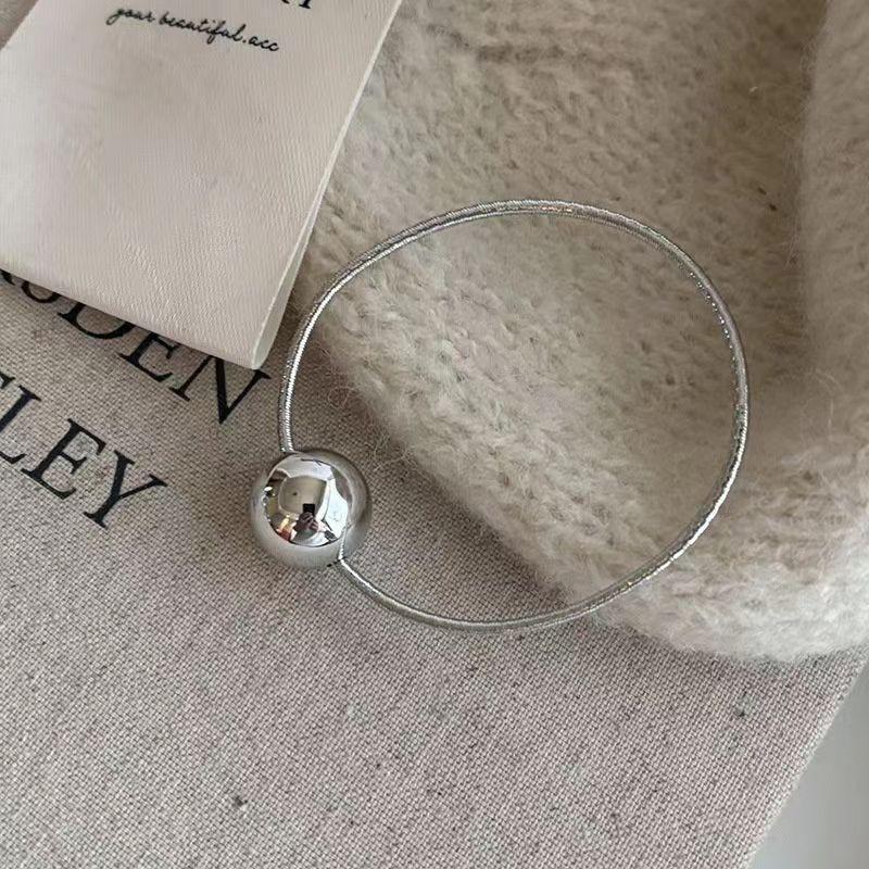 Новые панк-металлические нерегулярные золотистые резинки для волос эластичные резинки для волос ободки для волос женские аксессуары для волос для девочек
Новые панк-металлические нерегулярные золотистые резинки для волос эластичные резинки для волос ободки для волос женские аксессуары для волос для девочек