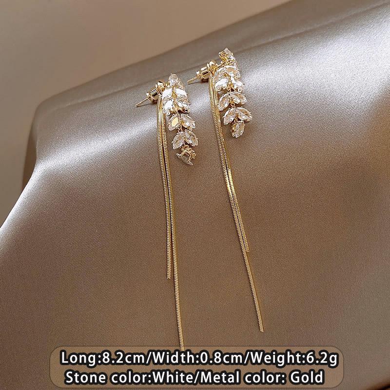 Girl’s Shining Zircon Wheat Tassel Hanging Long Gold Color Drop Earrings 2026 New Design Jewelry For Women s Trendy Accessories
Girl’s Shining Zircon Wheat Tassel Hanging Long Gold Color Drop Earrings 2026 New Design Jewelry For Women s Trendy Accessories