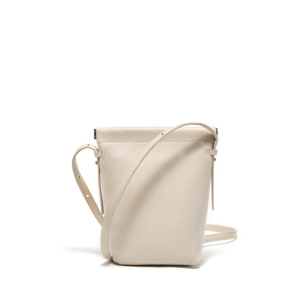 New Mini Mobile Phone Bag Versatile Cowhide Shoulder Messenger Bag Small and Lightweight Bucket Bag
New Mini Mobile Phone Bag Versatile Cowhide Shoulder Messenger Bag Small and Lightweight Bucket Bag