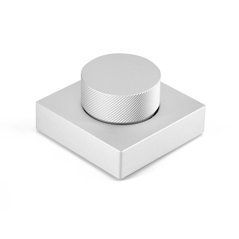 Custom Aluminum Bluetooth Mini Keyboard with Volume Control Knob
Custom Aluminum Bluetooth Mini Keyboard with Volume Control Knob