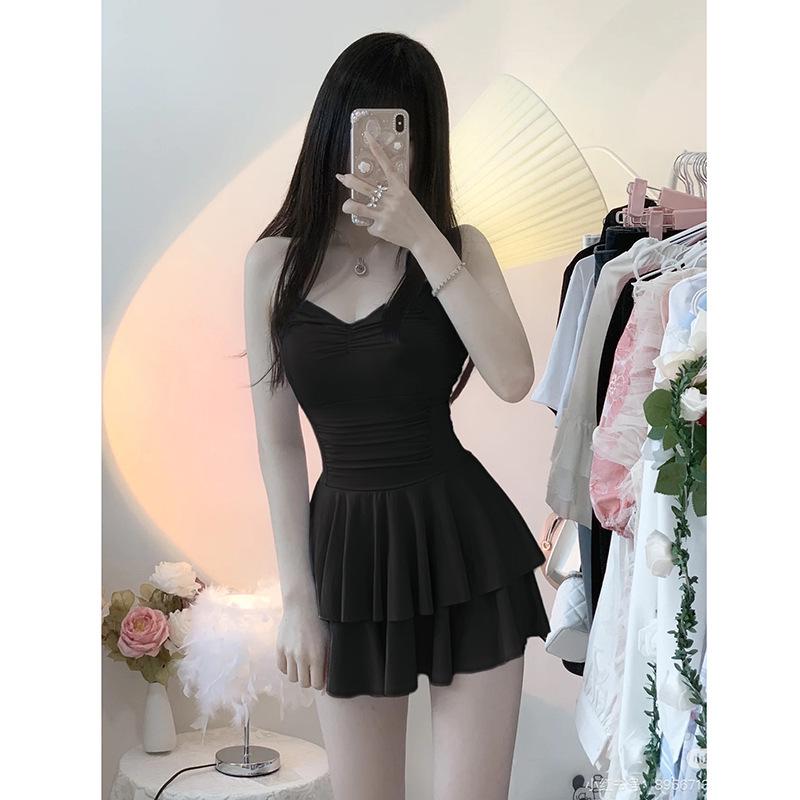 2025 Женские милые сексуальные купальники: Однотонный, Юбка-гофре, Купальник, стройнящий фигуру M (45-50 kg) чёрный
2025 Женские милые сексуальные купальники: Однотонный, Юбка-гофре, Купальник, стройнящий фигуру M (45-50 kg) чёрный