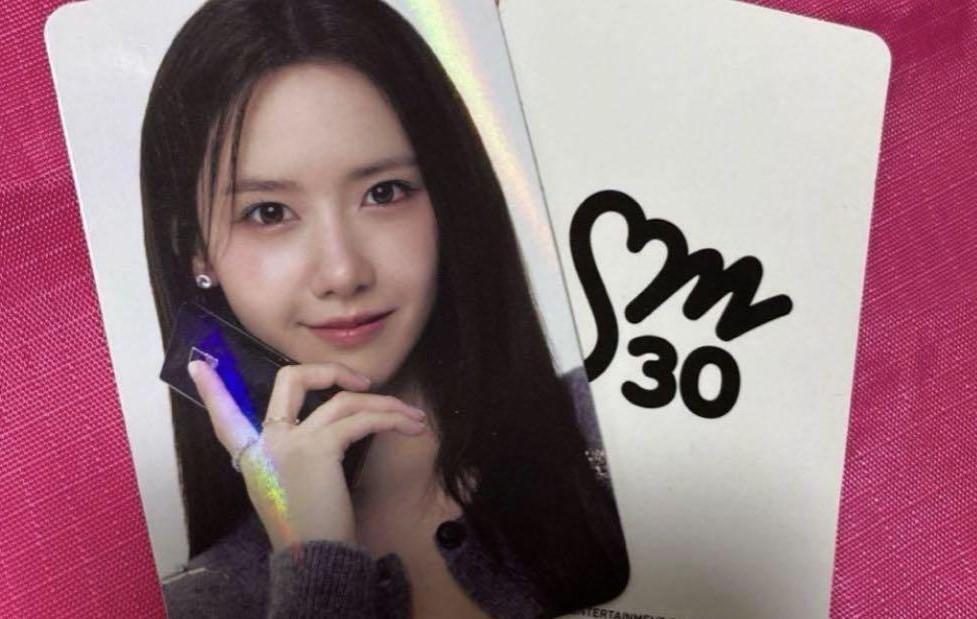 Использованная SMTOWN LIVE 2025 SNSD YUNA hottracks Limited официальная благотворительная фотокарточка Girls Generation GG SEOUL
Использованная SMTOWN LIVE 2025 SNSD YUNA hottracks Limited официальная благотворительная фотокарточка Girls Generation GG SEOUL