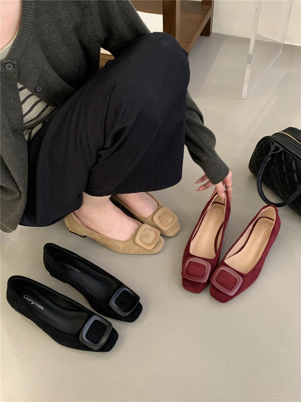 2025 autumn new single shoes thick heel Mary Jane single shoes women ol commuting 39 абрикосовий
2025 autumn new single shoes thick heel Mary Jane single shoes women ol commuting 39 абрикосовий