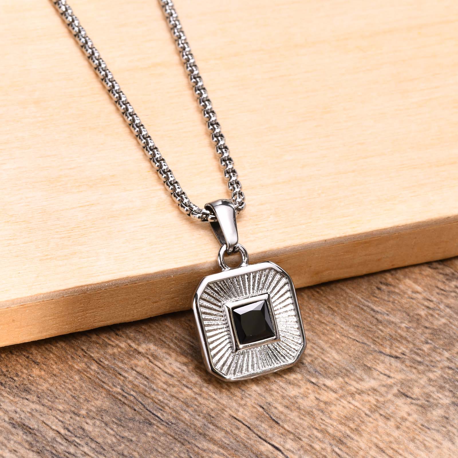 Vnox Men Stylish Geometric Black Square Stone Necklaces Jewelry,Casual Punk Stainless Steel Polygon Pendant,with Box Chain 60cm
Vnox Men Stylish Geometric Black Square Stone Necklaces Jewelry,Casual Punk Stainless Steel Polygon Pendant,with Box Chain 60cm