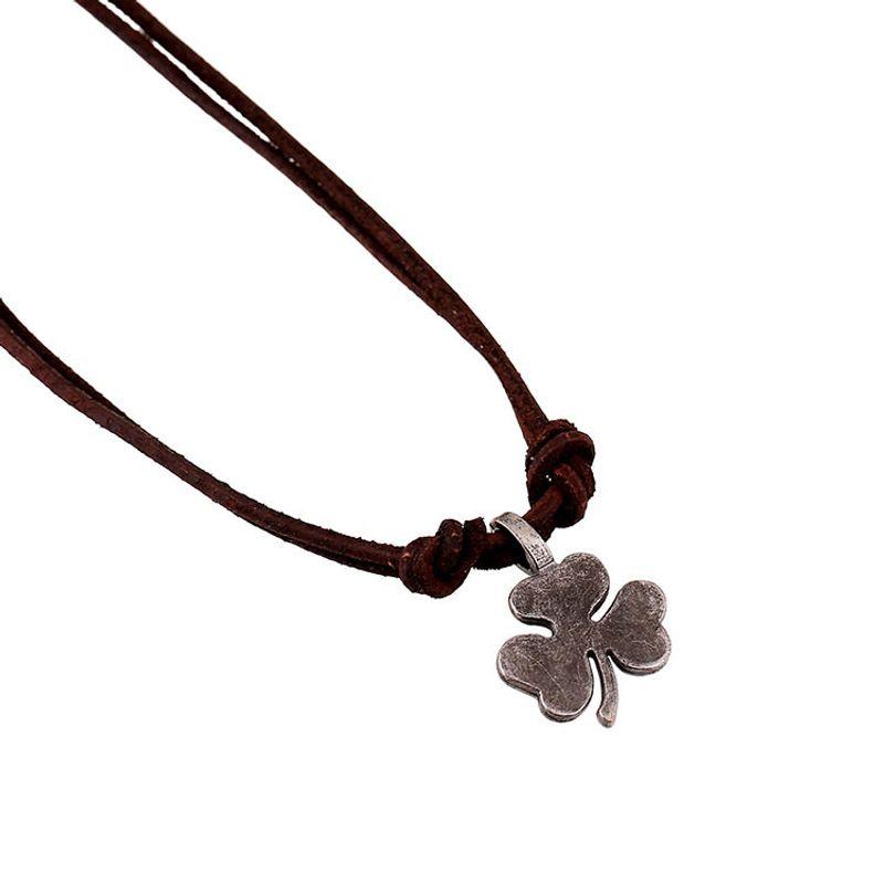 Men s Alloy Petal Necklace Short Cowhide Ornament Default
Men s Alloy Petal Necklace Short Cowhide Ornament Default