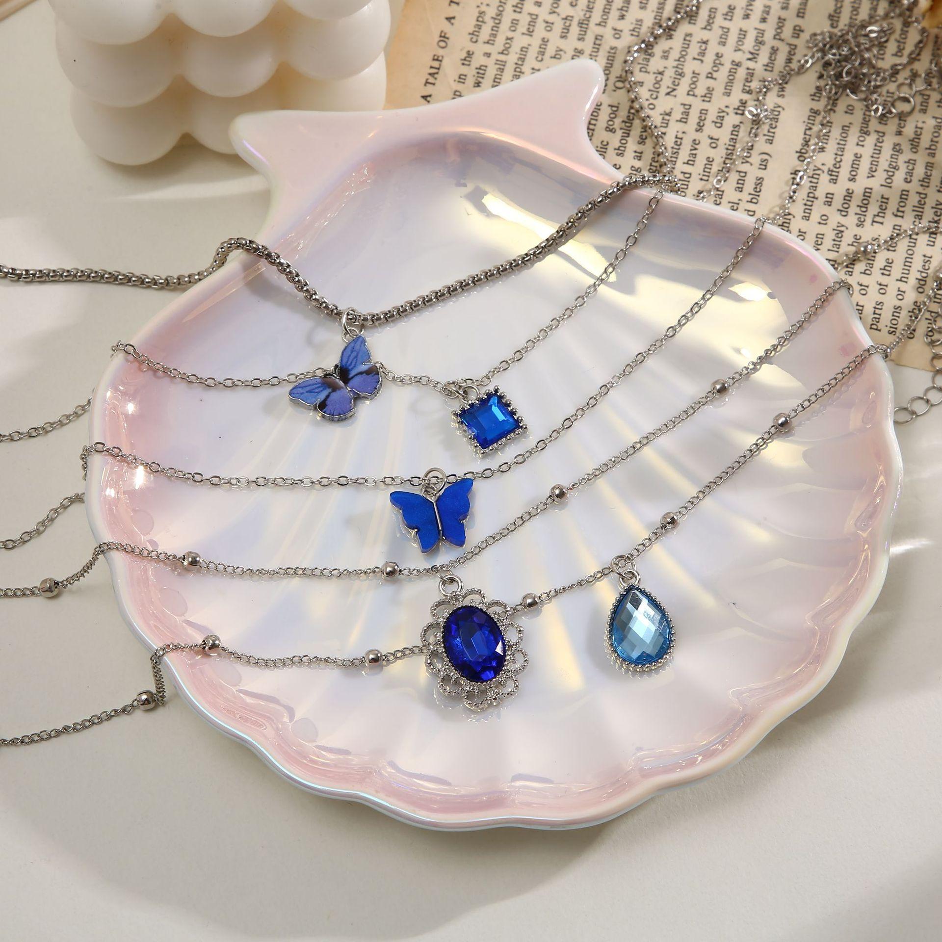 Crystal Chain Jewelry Gift Women 5Pcs/set Necklace Heart Butterfly Pendant Clavicle Chain Fashion Handmade
Crystal Chain Jewelry Gift Women 5Pcs/set Necklace Heart Butterfly Pendant Clavicle Chain Fashion Handmade