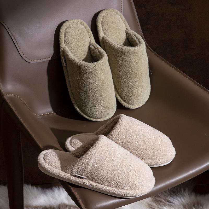 Cotton slippers women s autumn and winter plush 2025 new couple home indoor household warm non-slip slippers men 40-41 (recommended 39-40)
Cotton slippers women s autumn and winter plush 2025 new couple home indoor household warm non-slip slippers men 40-41 (recommended 39-40)