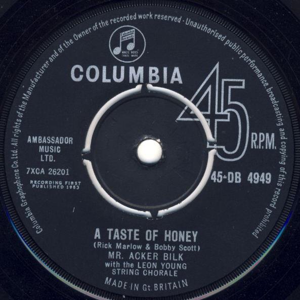 7inch Record ACKER BILK, THE LEON YOUNG STRING C - A Taste Of Honey 45DB4949 Columbia 1963 UK Jazz Used
7inch Record ACKER BILK, THE LEON YOUNG STRING C - A Taste Of Honey 45DB4949 Columbia 1963 UK Jazz Used