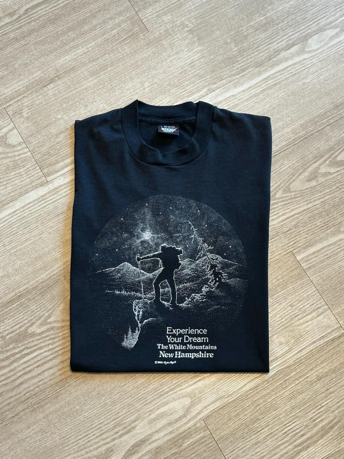 Vintage New Hampshire White Mountains T Shirt Men’s Medium 80’s Hiking Nature 2XL
Vintage New Hampshire White Mountains T Shirt Men’s Medium 80’s Hiking Nature 2XL
