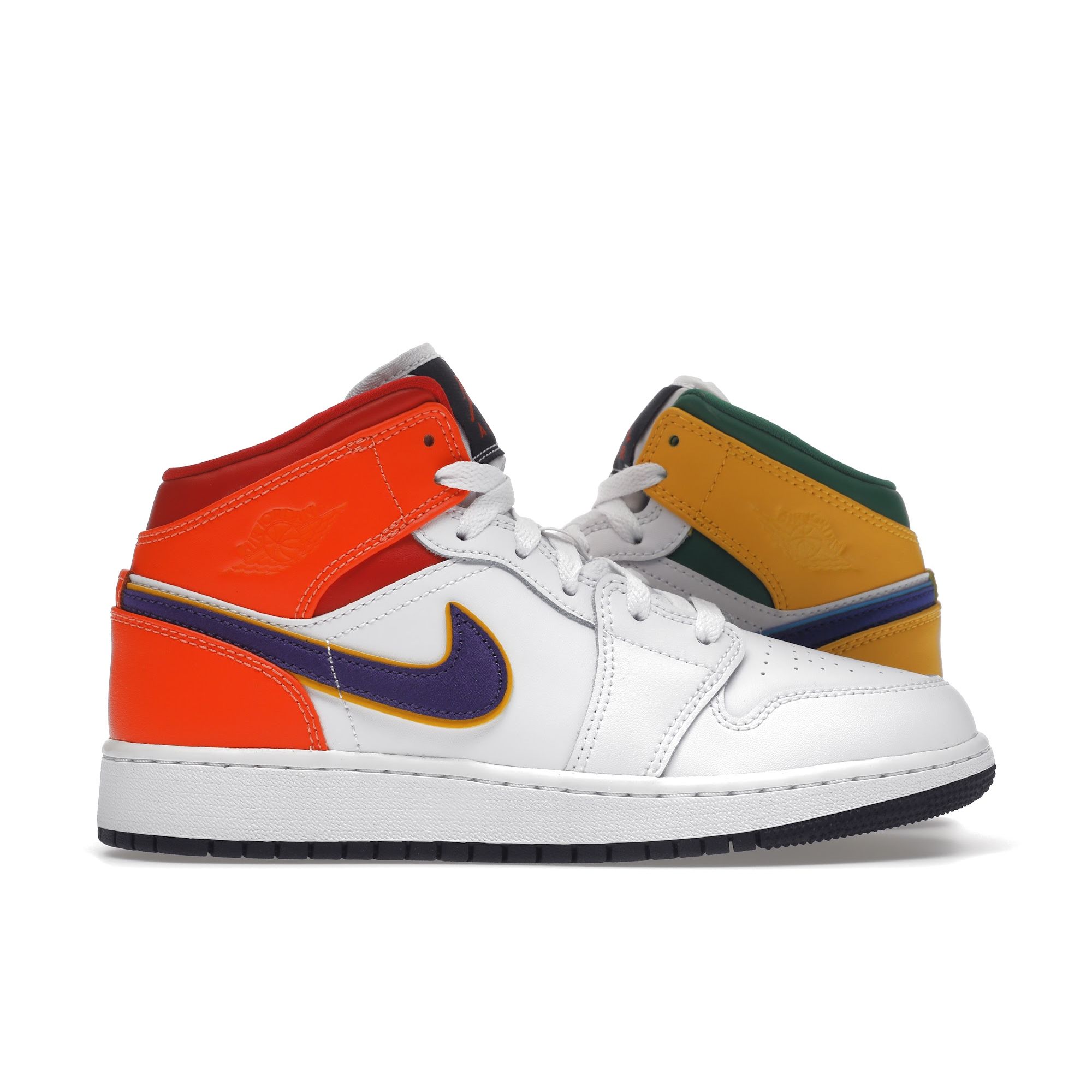 Детские кроссовки Air Jordan 1 Mid GS White Court Purple Teal Spirit-Teal 554725-128
Детские кроссовки Air Jordan 1 Mid GS White Court Purple Teal Spirit-Teal 554725-128