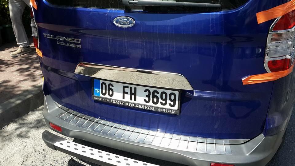 Plank above the number (stainless steel) OmsaLine - Italian stainless steel for Ford Courier 2014-2023
Plank above the number (stainless steel) OmsaLine - Italian stainless steel for Ford Courier 2014-2023