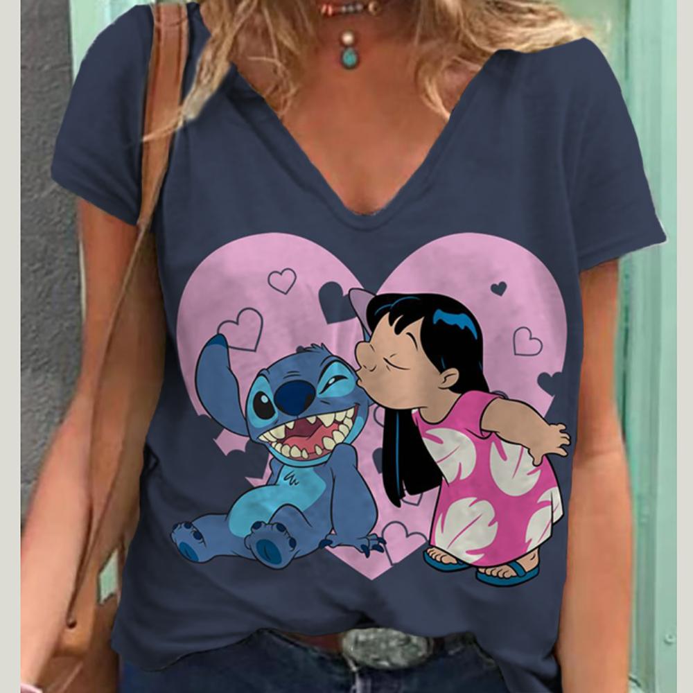 Літня нова модна жіноча футболка Lilo&Stitch повсякденна коротка футболка Harajuku 3D друкована модна футболка V-подібним вирізом вулична вільна футболка великого розміру S
Літня нова модна жіноча футболка Lilo&Stitch повсякденна коротка футболка Harajuku 3D друкована модна футболка V-подібним вирізом вулична вільна футболка великого розміру S