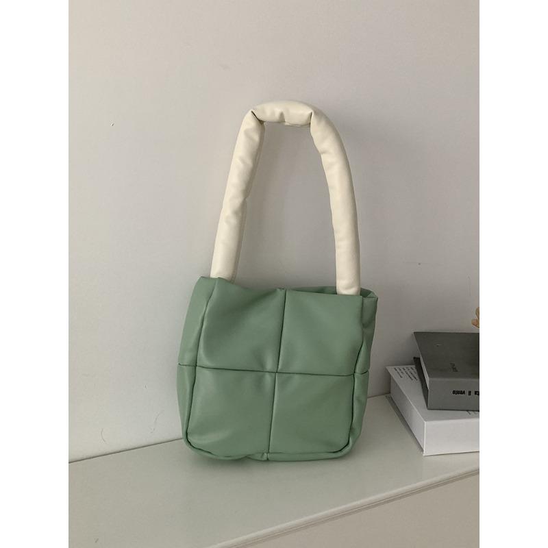 Новая корейская сумка для девочек в стиле Ins осенью
Новая корейская сумка для девочек в стиле Ins осенью