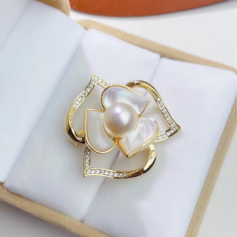 Высококачественная женская брошь-булавка с французской камелией и жемчугом 8-9mm Grade 6 Pearl
Высококачественная женская брошь-булавка с французской камелией и жемчугом 8-9mm Grade 6 Pearl
