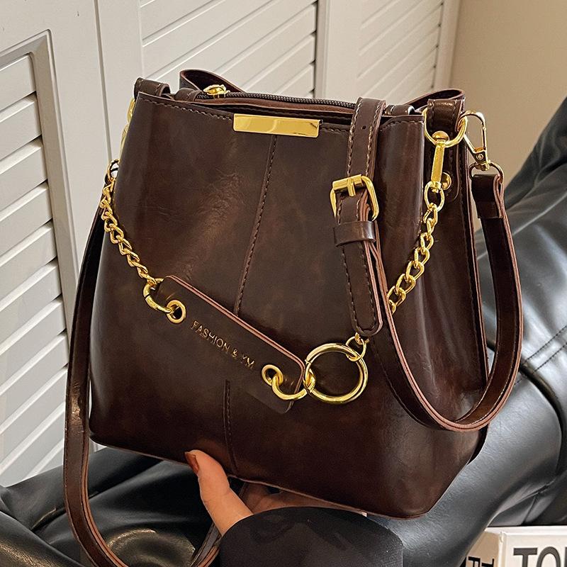 Fashion Women Leather Handbag Female 2026 Luxury Designer High-end Texture All-match Crossbody Shoulder Bag Retro Commuter Messenger Bag кавовий
Fashion Women Leather Handbag Female 2026 Luxury Designer High-end Texture All-match Crossbody Shoulder Bag Retro Commuter Messenger Bag кавовий