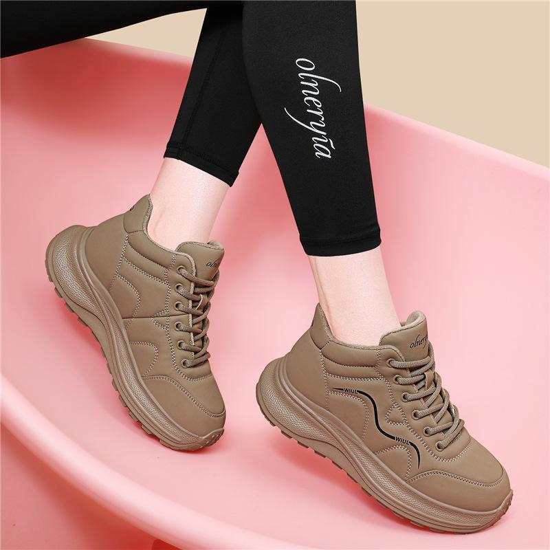 New heightened thick-soled leisure sports autumn and winter new velvet thickened versatile lightweight flat-soled mother shoes 40
New heightened thick-soled leisure sports autumn and winter new velvet thickened versatile lightweight flat-soled mother shoes 40