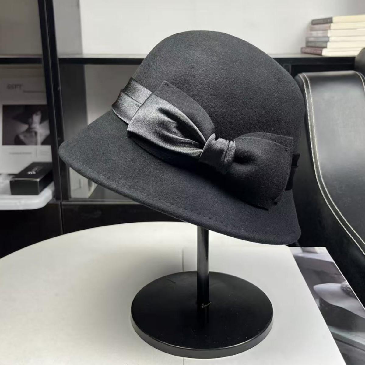 Bow wool top hat women s high-end autumn and winter French basin hat simple temperament elegant bucket hat One size fits all чорний
Bow wool top hat women s high-end autumn and winter French basin hat simple temperament elegant bucket hat One size fits all чорний