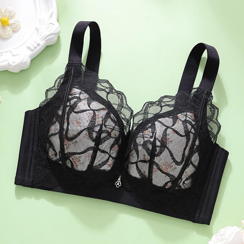 Ultra-thin gathered seamless steel ring adjustable breast anti-sagging full cup bra 46/105BCD чорний
Ultra-thin gathered seamless steel ring adjustable breast anti-sagging full cup bra 46/105BCD чорний