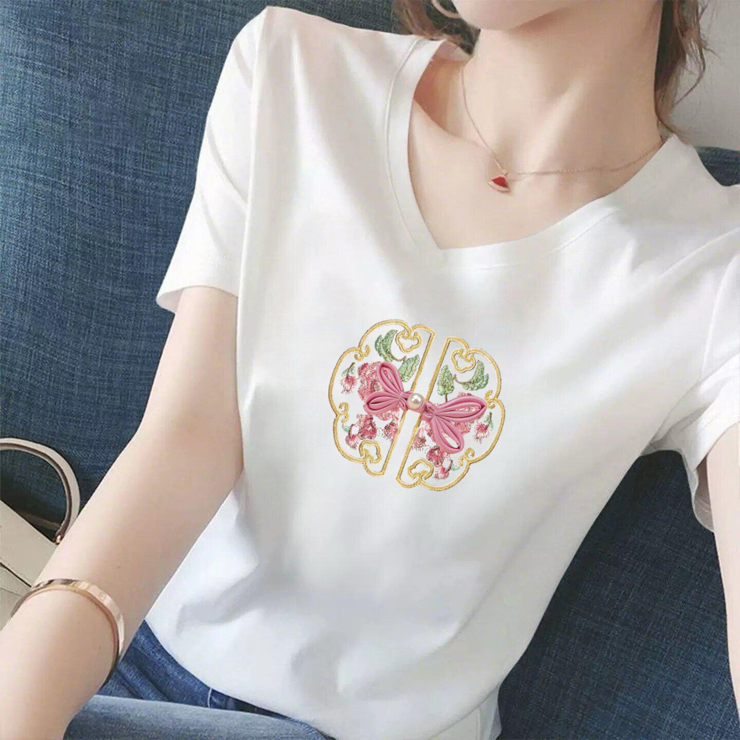 Women s Casual V-Neck Heart Print T-Shirt - White, Short-Sleeve, Loose Fit, Fashionable and Slimming. 2XL
Women s Casual V-Neck Heart Print T-Shirt - White, Short-Sleeve, Loose Fit, Fashionable and Slimming. 2XL