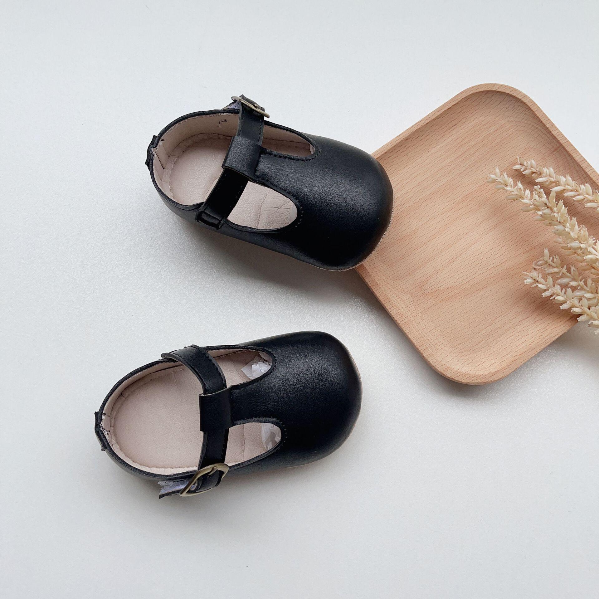 Осенние туфли в корейском стиле для малышей, домашние, с мягкой подошвой, против пинков, для первых шагов, на липучке 11 cm чёрный