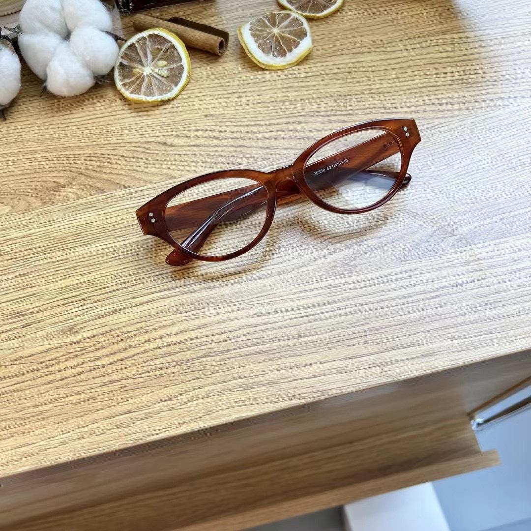 Korean Style Sun Glasses for ladies Cat Eye Shape UV400 Protection Sunglasses Men Vintage Retro ladies s Sun Glass for daily use
Korean Style Sun Glasses for ladies Cat Eye Shape UV400 Protection Sunglasses Men Vintage Retro ladies s Sun Glass for daily use