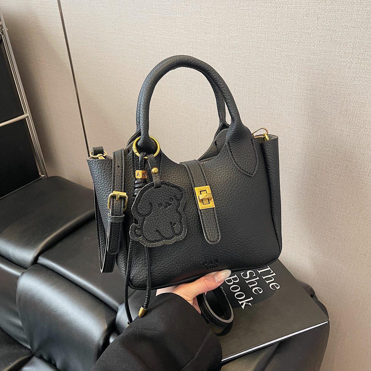 South Wind 2025 Модная Ретро Сумка-Ведро - Универсальная Одноплечевая и Кроссбоди Сумка
South Wind 2025 Модная Ретро Сумка-Ведро - Универсальная Одноплечевая и Кроссбоди Сумка